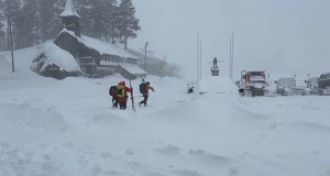 ​Kilkunastu narciarzy pod lawiną. Z większością nie ma kontaktu  