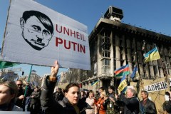 Kilkuset cudzoziemców, w tym mieszkający w Kijowie Polacy, przeszło ulicami ukraińskiej stolicy