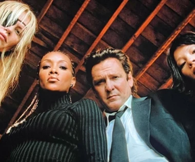 "Kill Bill: The Whole Bloody Affair" [trailer]