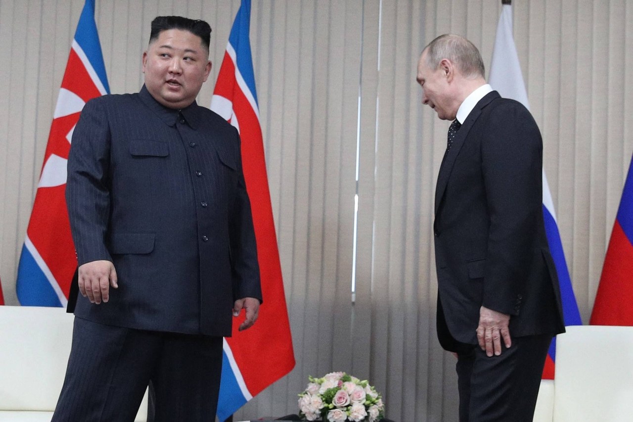 Kim Dzong Un chce spotkać się z Putinem. "Rozmowy dotyczące dostaw broni"