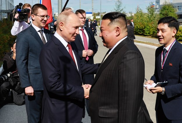 Kim Dzong Un i Władimir Putin /VLADIMIR SMIRNOV/SPUTNIK/KREMLIN POOL /PAP/EPA