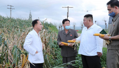 Kim Dzong Un pokazał się publicznie. Sprawdzał stan upraw