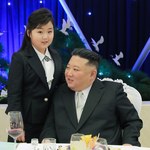 Kim Dzong Un pokazał się z córką. Eksperci: To sygnał