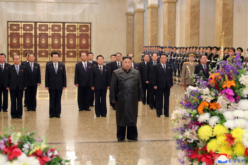Kim Dzong Un w Pałacu Kumsusan /PAP