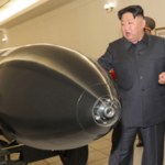 Kim Dzong Un znowu straszy. Pokazał nowe głowice