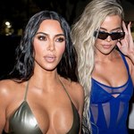 Kim i Khloe Kardashian szaleją na wakacjach! Rozgrzały atmosferę tymi zdjęciami