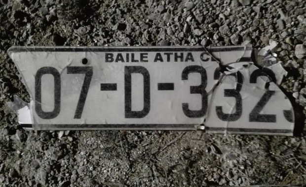 Kim jest kierowca lexusa na irlandzkich tablicach? Policja prosi o pomoc