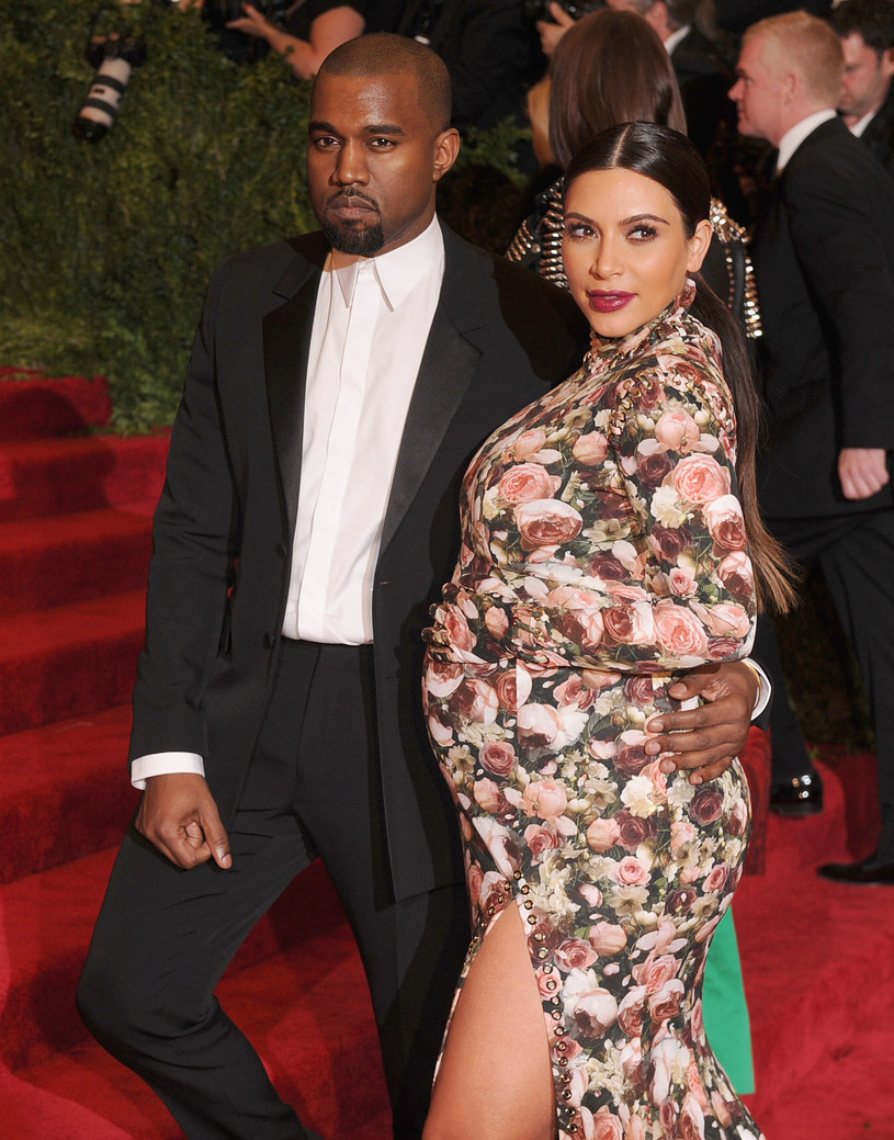 Kim Kardashian i Kanye West zostali rodzicami. /Getty Images/Flash Press Media