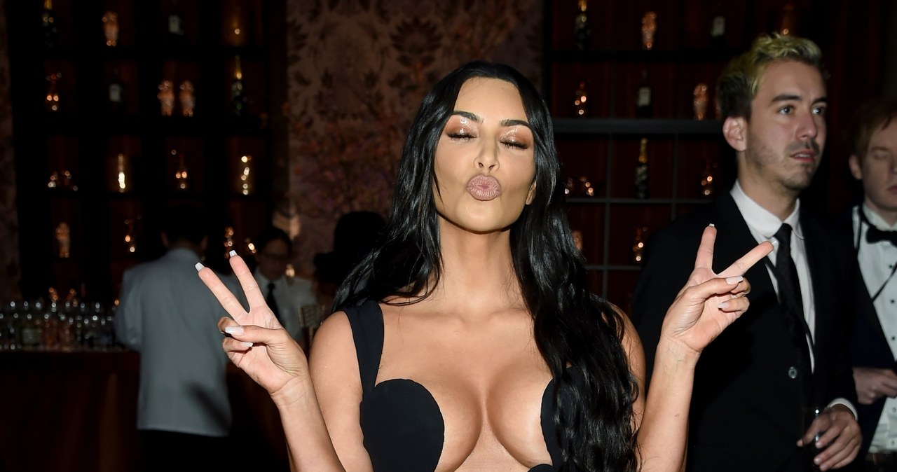 Kim Kardashian na gali amfAr /Dimitrios Kambouris /Getty Images