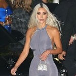 Kim Kardashian nie przestaje zaskakiwać. Co za strój!
