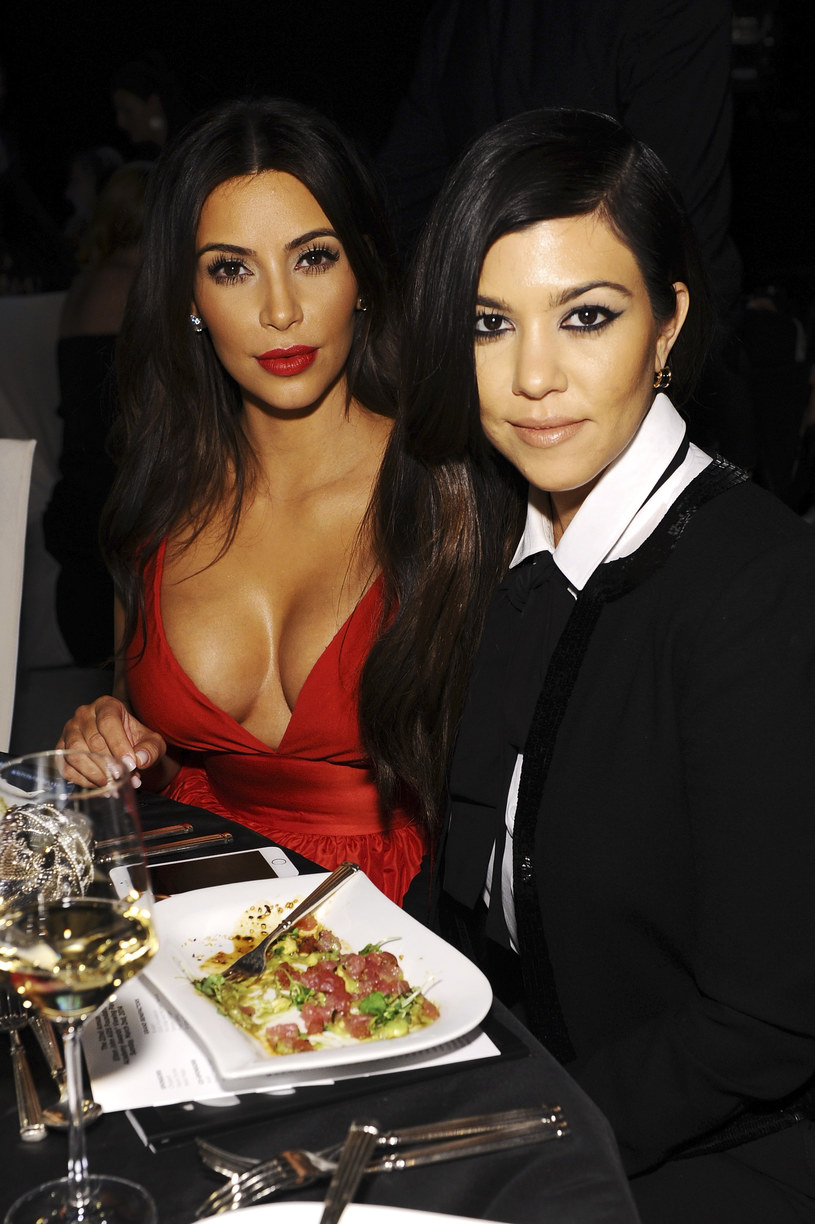 Kim Kardashian nie wierzy w romans szwagra z młodszą siostrą /Dimitrios Kambouris /Getty Images