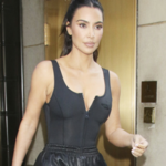 Kim Kardashian odsłoniła brzuch na Instagramie. Fani nie zostawili na niej suchej nitki