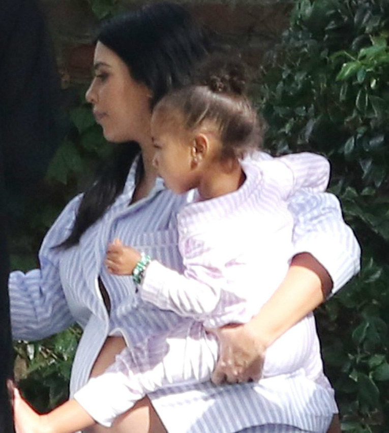 Kim Kardashian z córką /East News
