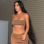 Kim Kardashian zachwyca w Calabasas. Pokazała umięśniony brzuch