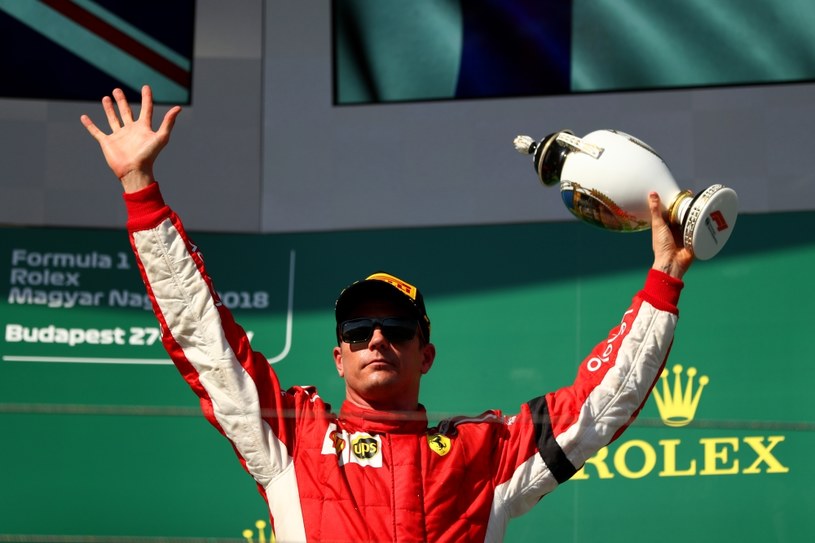 Kimi Raikkonen otwarcie przyznał, że lubi pić alkohol /Getty Images