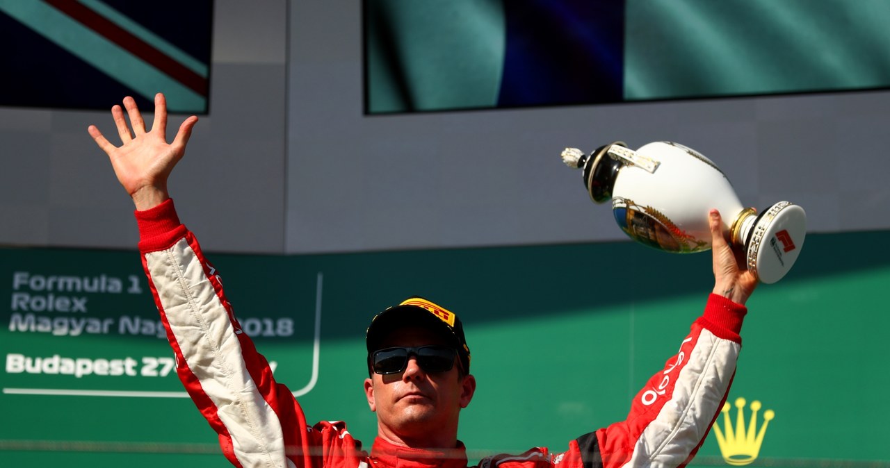 Kimi Raikkonen otwarcie przyznał, że lubi pić alkohol /Getty Images