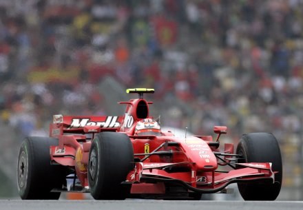 Kimi Raikkonen w bolidzie Ferrari. /AFP