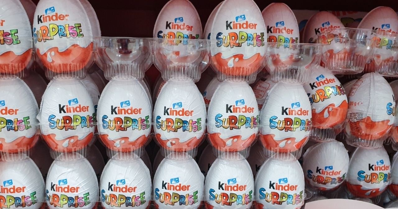 Kinder Niespodzianka 2+2 gratis! /adobestock /INTERIA.PL