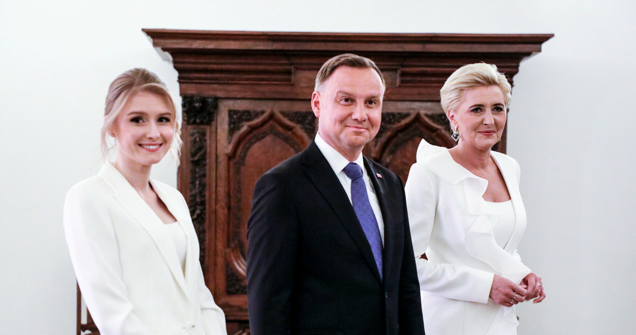 Kinga Duda, Agata Duda i Prezydent Andrzej Duda /Jakub Kaminski/East News /East News