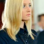Kinga Duda została przyłapana na lotnisku. Chciała ukryć jedno, jednak wszyscy to zobaczyli