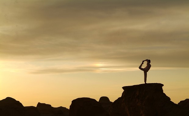 Kino hiszpańskie, dokument o fenomenie jogi, czyli nowy tydzień w kulturze