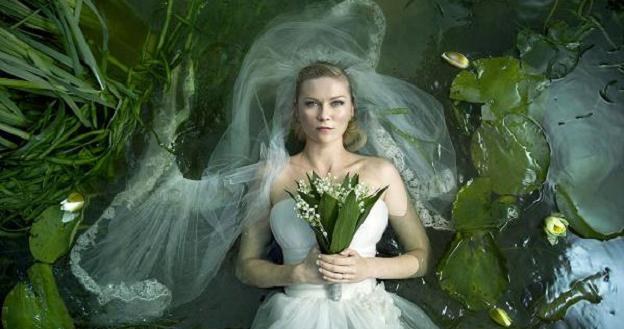 Kirsten Dunst w filmie "Melancholia" /materiały dystrybutora