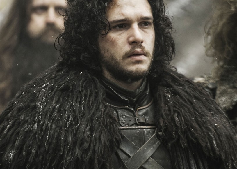 Kit Harrington w serialu "Gra o tron" /HBO