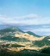 Kiusiu, wulkaniczny krajobraz masywu Aso /Encyklopedia Internautica