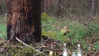 Klamry pogrążone w żałobie 