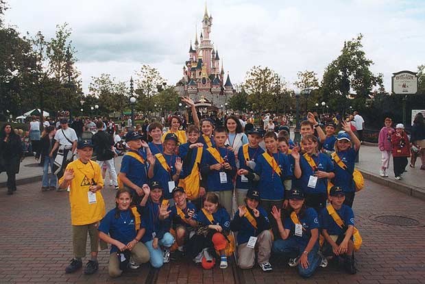 Klasa 4B z Głowna we francuskim Disneylandzie (kliknij) /INTERIA.PL