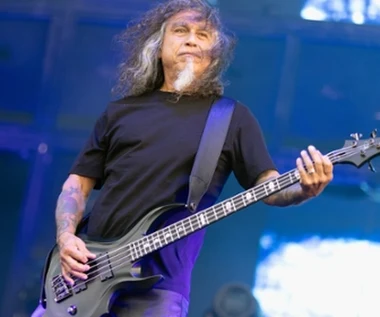 Klasowy klaun, technik medyczny i ikona thrash metalu. Tom Araya ze Slayera kończy 65 lat!