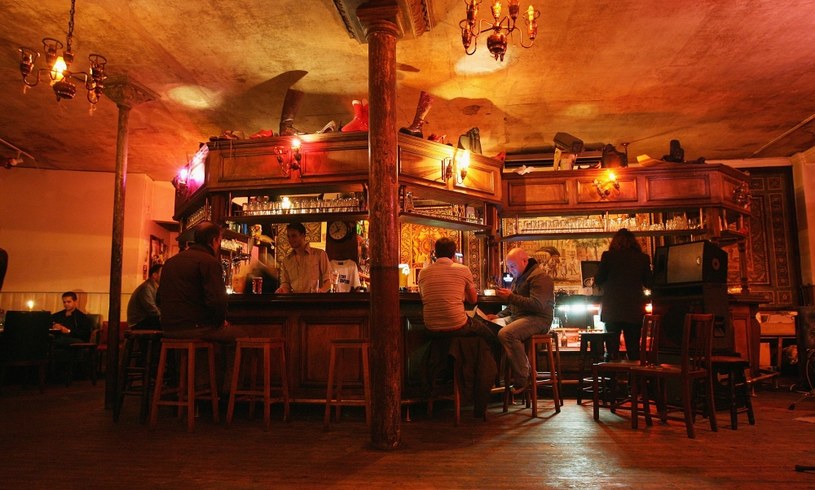Klasyczny angielski pub, fot. Dan Kitwood / Staff /Getty Images
