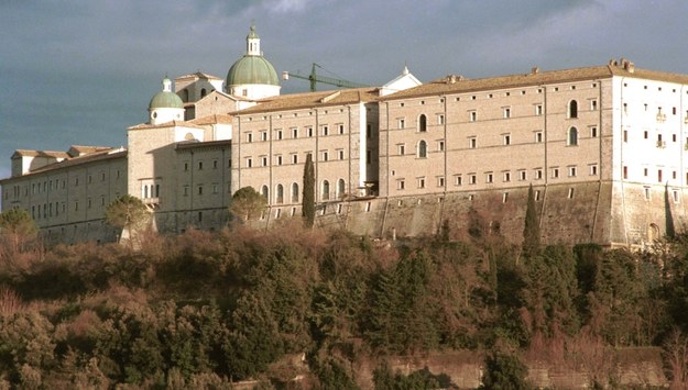 Klasztor na wzgórzu Monte Cassino /Zdzisław Lenkiewicz    /PAP
