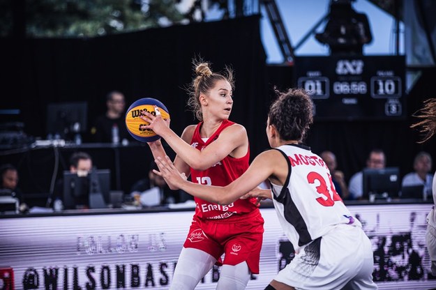 Klaudia Sosnowska podczas meczu z Egiptem /FIBA /