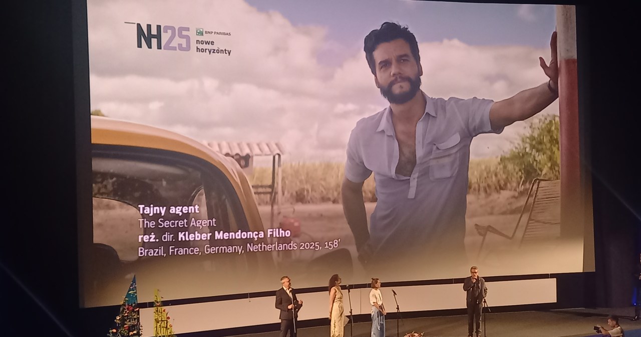 Kleber Mendonça Filho zaprasza na film "Tajny agent" /INTERIA