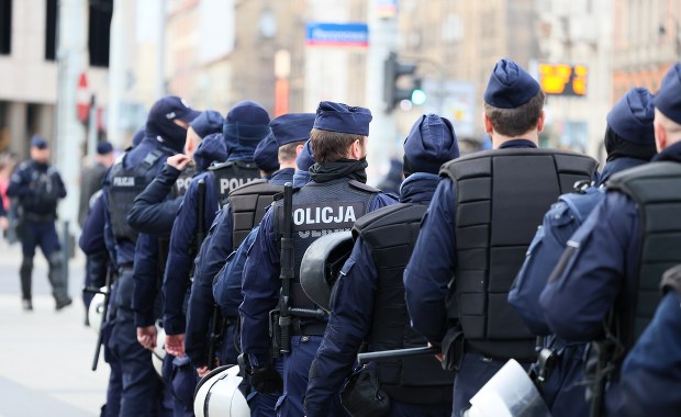 Klepnął pracownicę policji w pośladki. Naczelnik prewencji odwołany