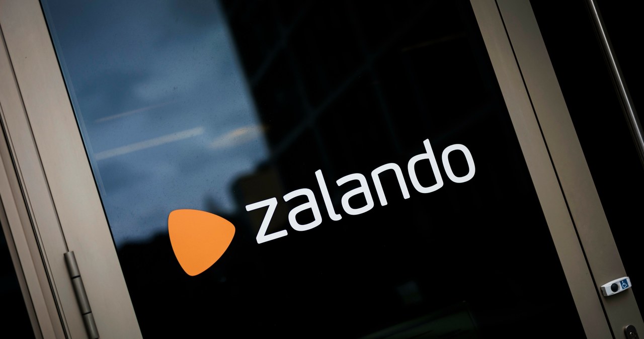 Klienci platformy Zalando otrzymają 40 zł w formie voucherów /Felix Zahn/Photothek /AFP