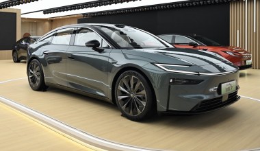 Klienci rzucili się na nową Toyotę bZ7. 3100 zamówień w godzinę