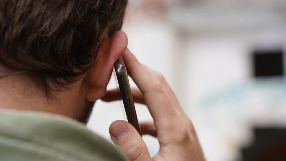 Duża awaria u operatora. Klienci byli bez zasięgu i możliwości odbierania połączeń