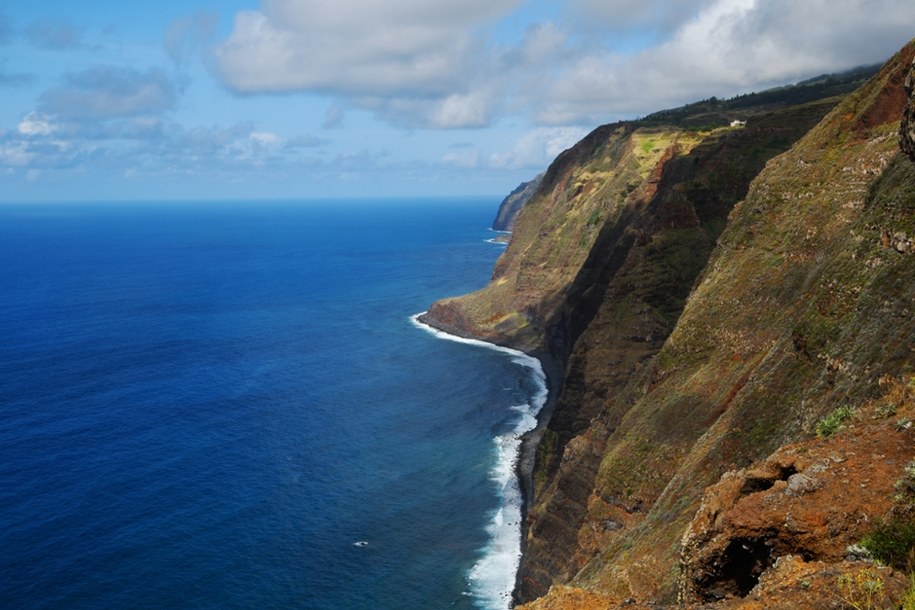 Klify Ponta do Pargo, Madera /Shutterstock