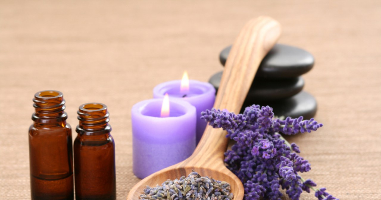 Кліщі бояться інтенсивних запахів. Тому візьміть за правило ароматизувати оселю натуральними ефірними оліями /pixabay.com