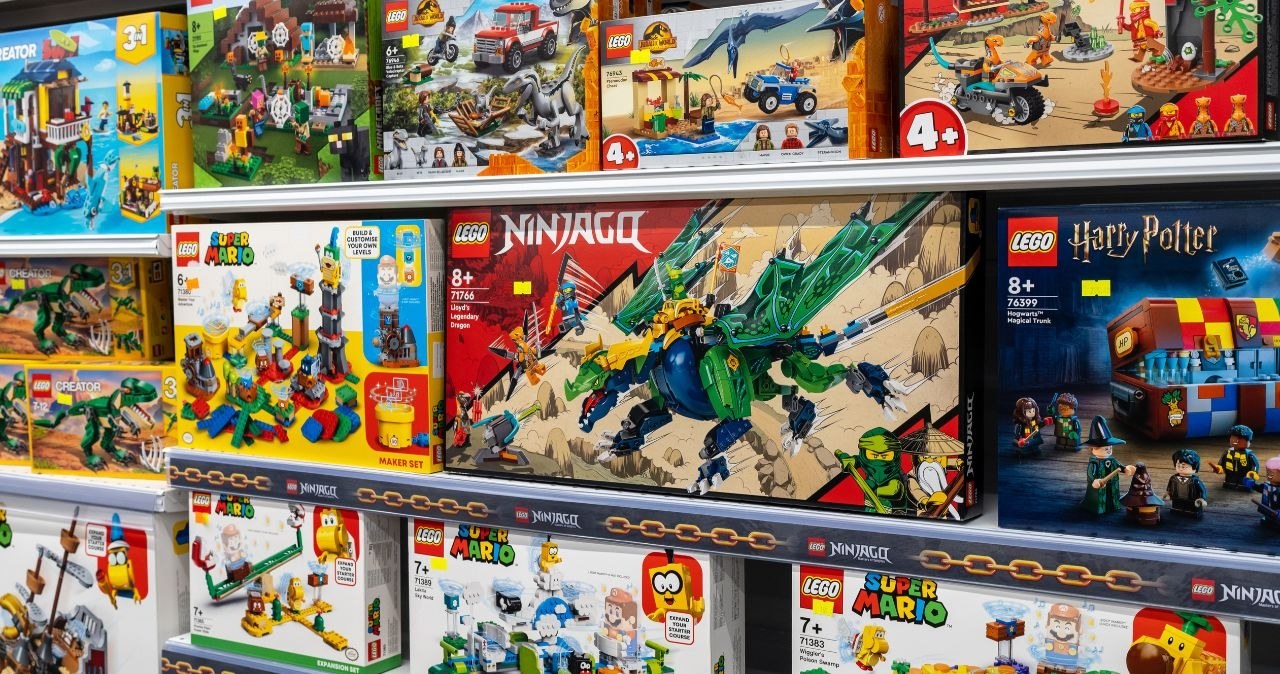 Klocki LEGO do 40% taniej w salonach Empik! /adobestock /INTERIA.PL