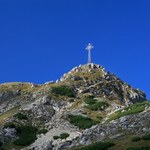 Kłódka na górskim szlaku to nie jest wyraz miłości 