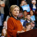 Kłopoty Hillary Clinton tuż przed wyborami: FBI wznawia śledztwo ws. jej maili