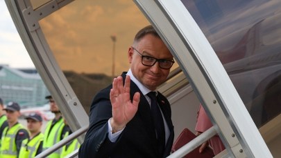 Kłopoty prezydenta Andrzeja Dudy z powrotem do Polski