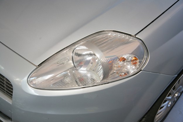 Regeneracja przednich lamp Mobilna INTERIA w INTERIA.PL Regeneracja przednich lamp Mobilna INTERIA w INTERIA.PL
