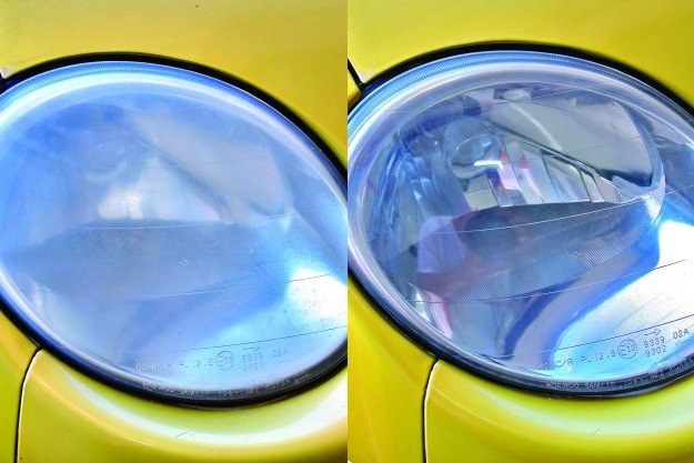 Klosz reflektoru przed polerowaniem (z lewej) i po (z prawej). /Motor