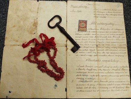 Klucz do domu prababci /informacja prasowa /RMF FM