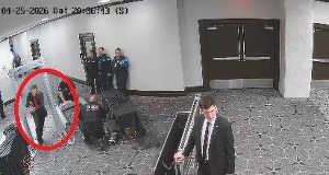 Kluczowe cztery sekundy. Nowe nagranie strzelaniny podczas gali z Trumpem