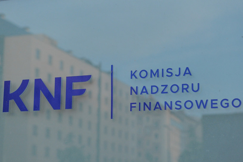KNF ukarała polskie spółki /GERARD/REPORTER /Reporter